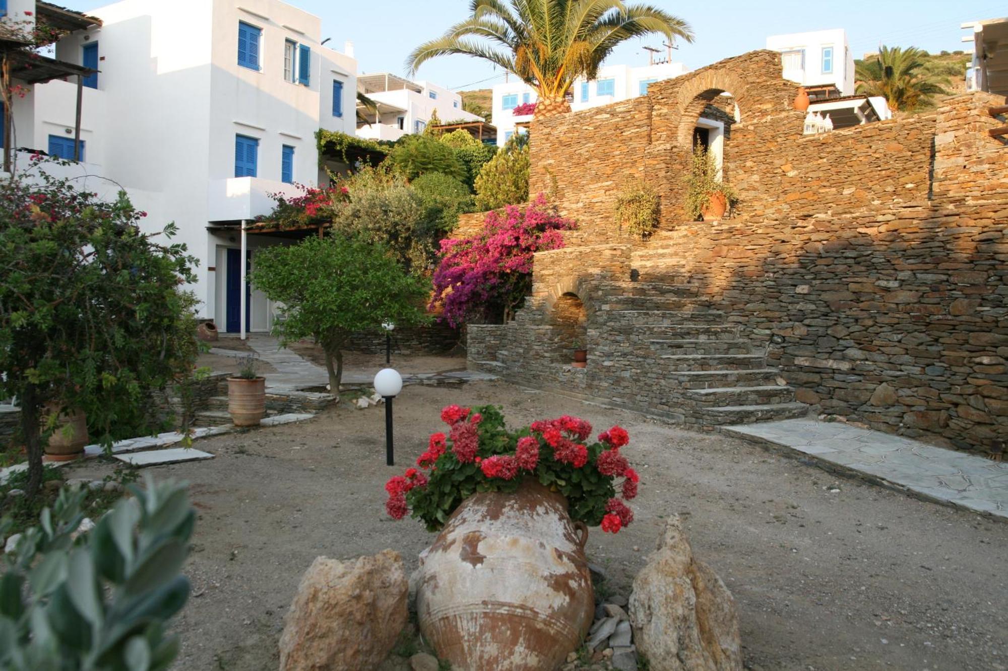Alexandros Hotel Platis Gialos  Buitenkant foto